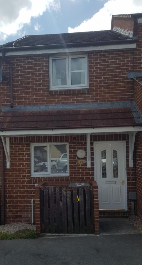 Charming 2-Bed House In Torquay Exterior photo